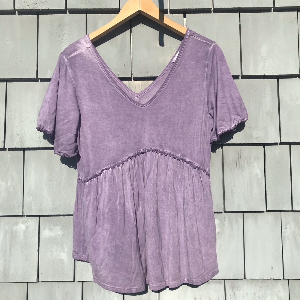 Lavender Short Sleeve Knit Top